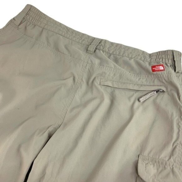 North Face Zipper Off Cargo Convertible Pants Shorts Tan Nylon - Picture 5 of 7